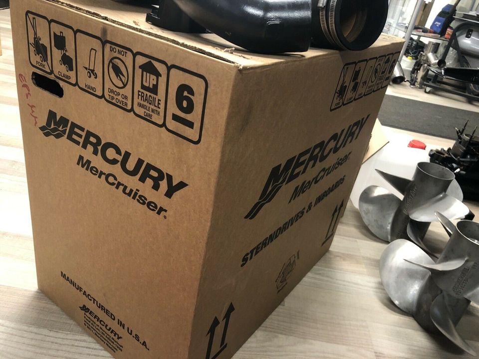 Mercruiser Bravo Transom Analog