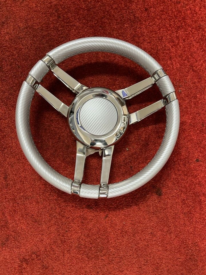 Isotta Marine Lenkrad Carbon Look