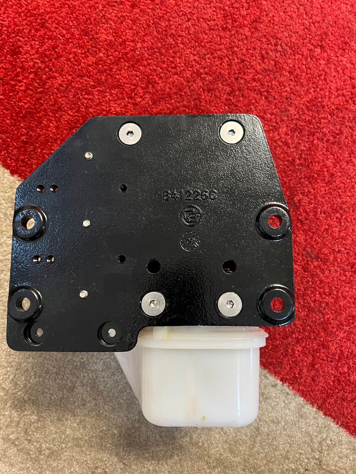 Mercruiser Mercruiser Pumpe für Trimmklappen