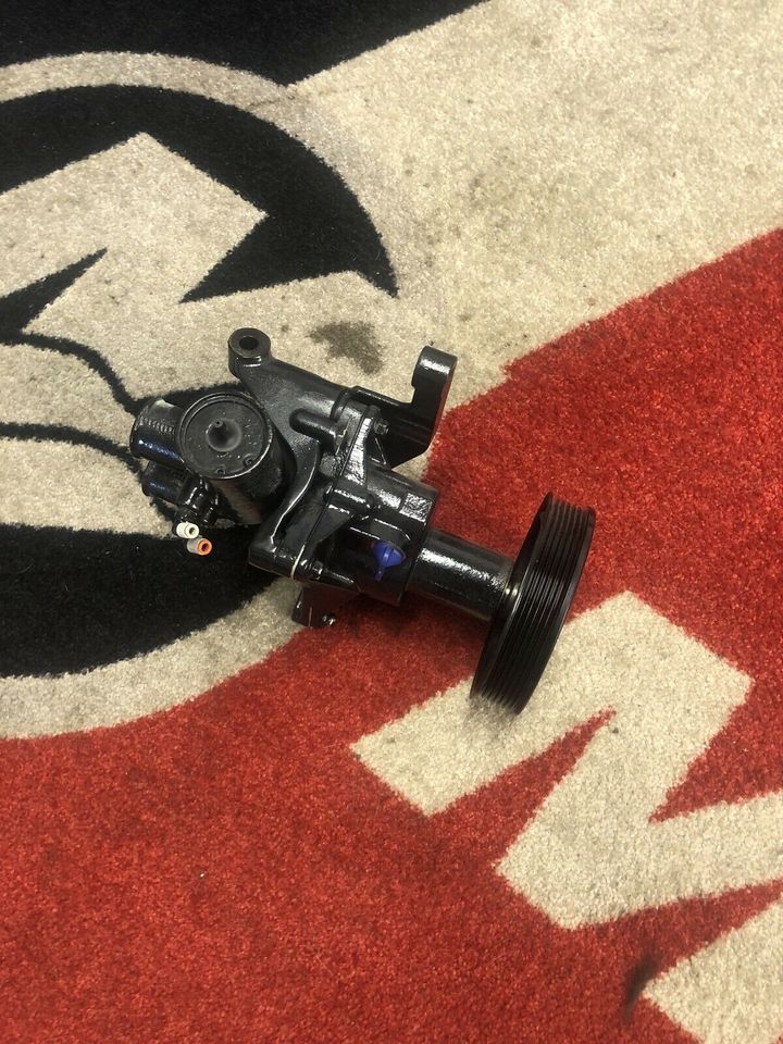 Mercruiser Bravo Wasserpumpe 8M0122667